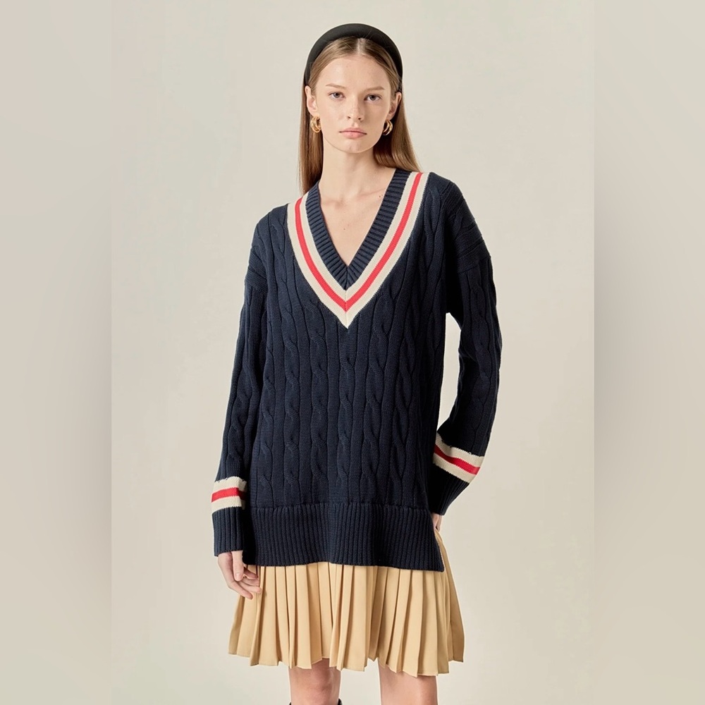 English Factory Long-Sleeve V-Neck Cable Knit Twofer Pleated Sweater Dress Med